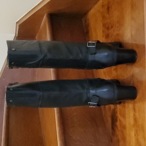 Alberto 🇨🇦 Long Black Leather Boots – Women’s 7, 2.5" Heel, Chic & Timeless - Picture 2 of 8